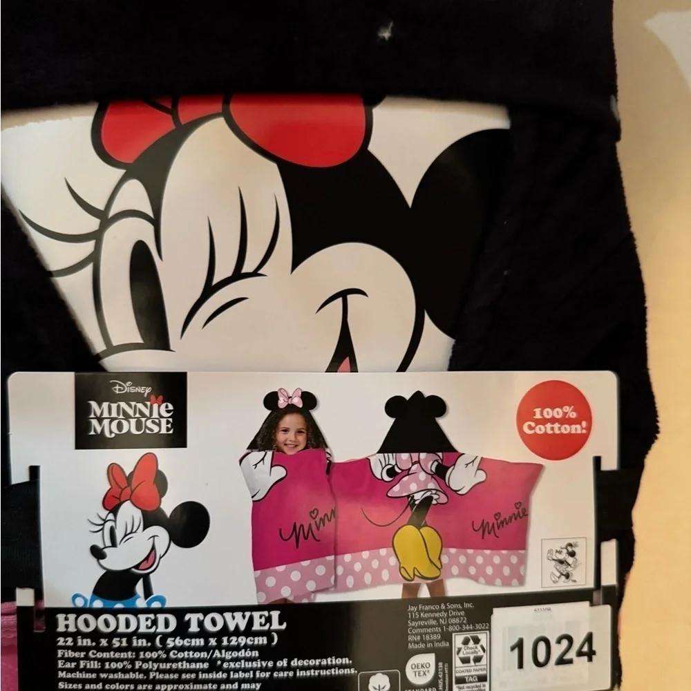 Disney Minnie Mouse Hooded Bath Towel